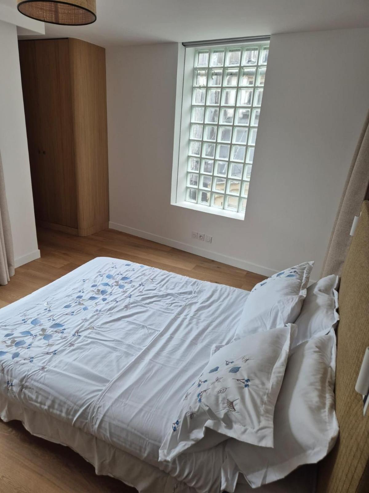 Cozy Apt Paris Centre, 5 Mins Louvre Luaran gambar